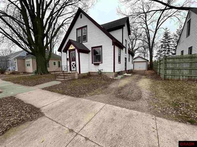 733 South Ave, North Mankato, MN, 56003