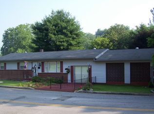 211 Burnette St, Richlands, VA 24641