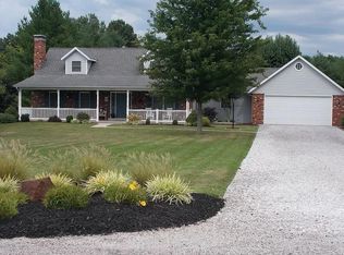 6472 H Rd, Waterloo, IL 62298