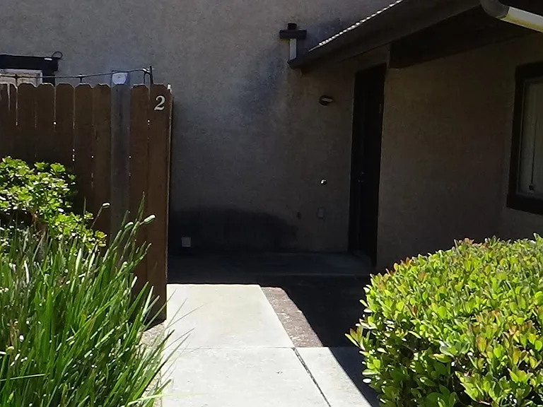 704 Summerwood Ln #3 — Photo 2
