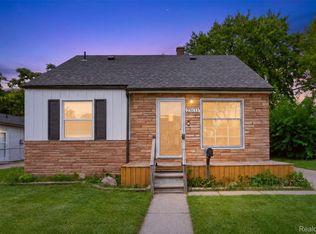 23833 Couzens Ave, Hazel Park, MI 48030