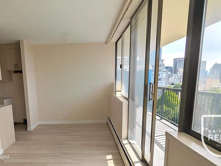 1150 Jervis St — Photo 36