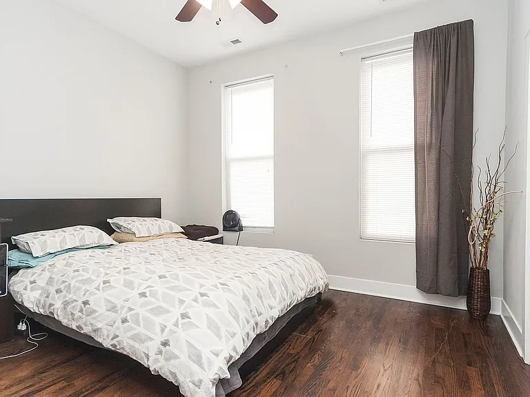1338 W Huron St #3F — Photo 7
