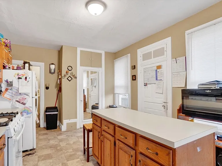 414 Park St #2 — Photo 6