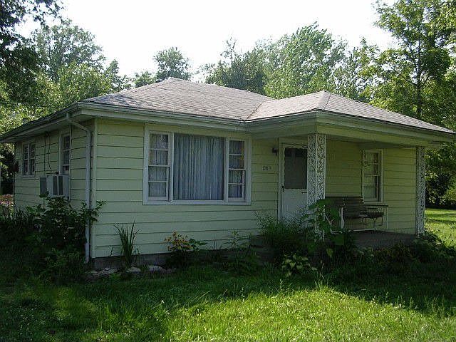 2nd image of 3310 Barbers Ln