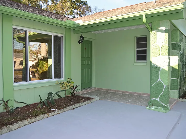 7442 Como Dr — Photo 2