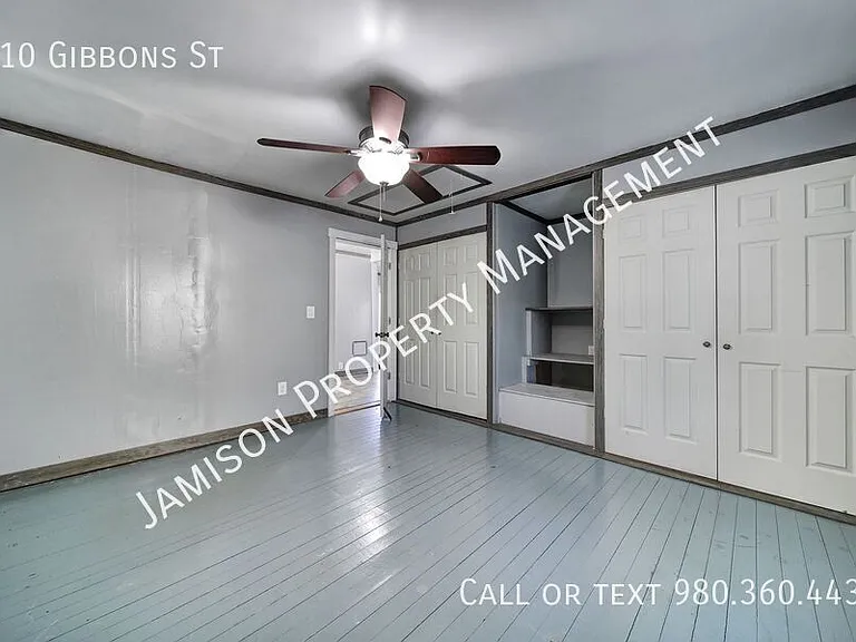 910 Gibbons St — Photo 11