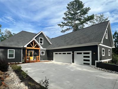 614 Whisper Ln, Salem, SC, 29676
