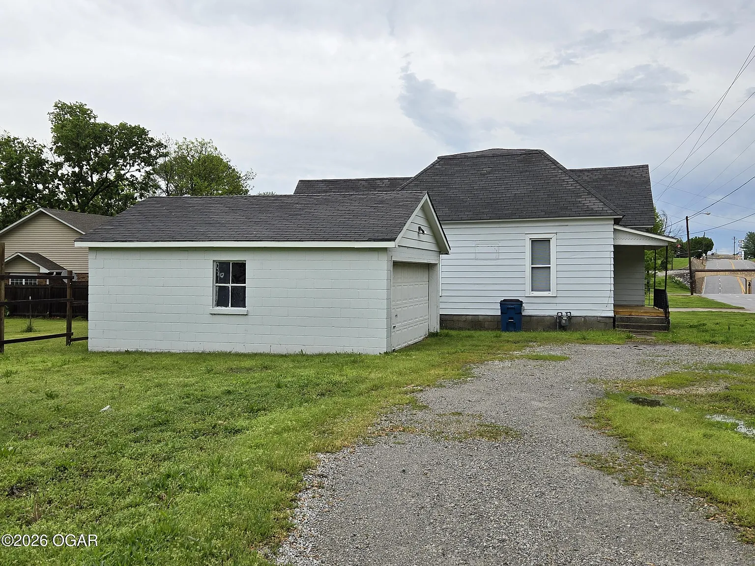 2 bed, 1.0 bath, 1145 sqft, $1,000 — Photo 3