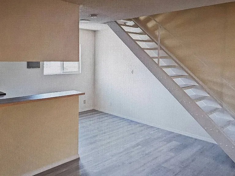 11500 S Budlong Ave #6 — Photo 3