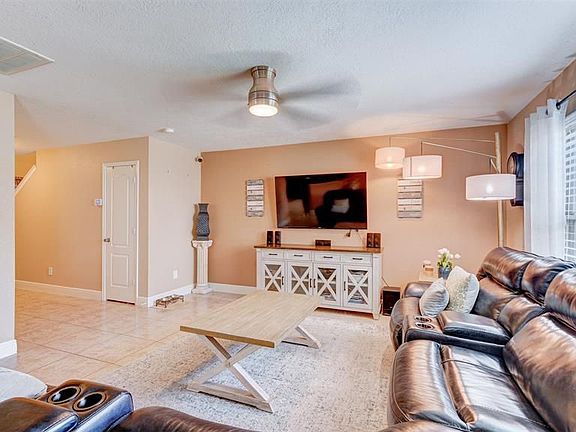 5th image of 2714 Oriole Wood Ct