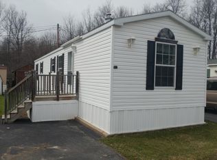 15 Jacob Dr, Halfmoon, NY 12065