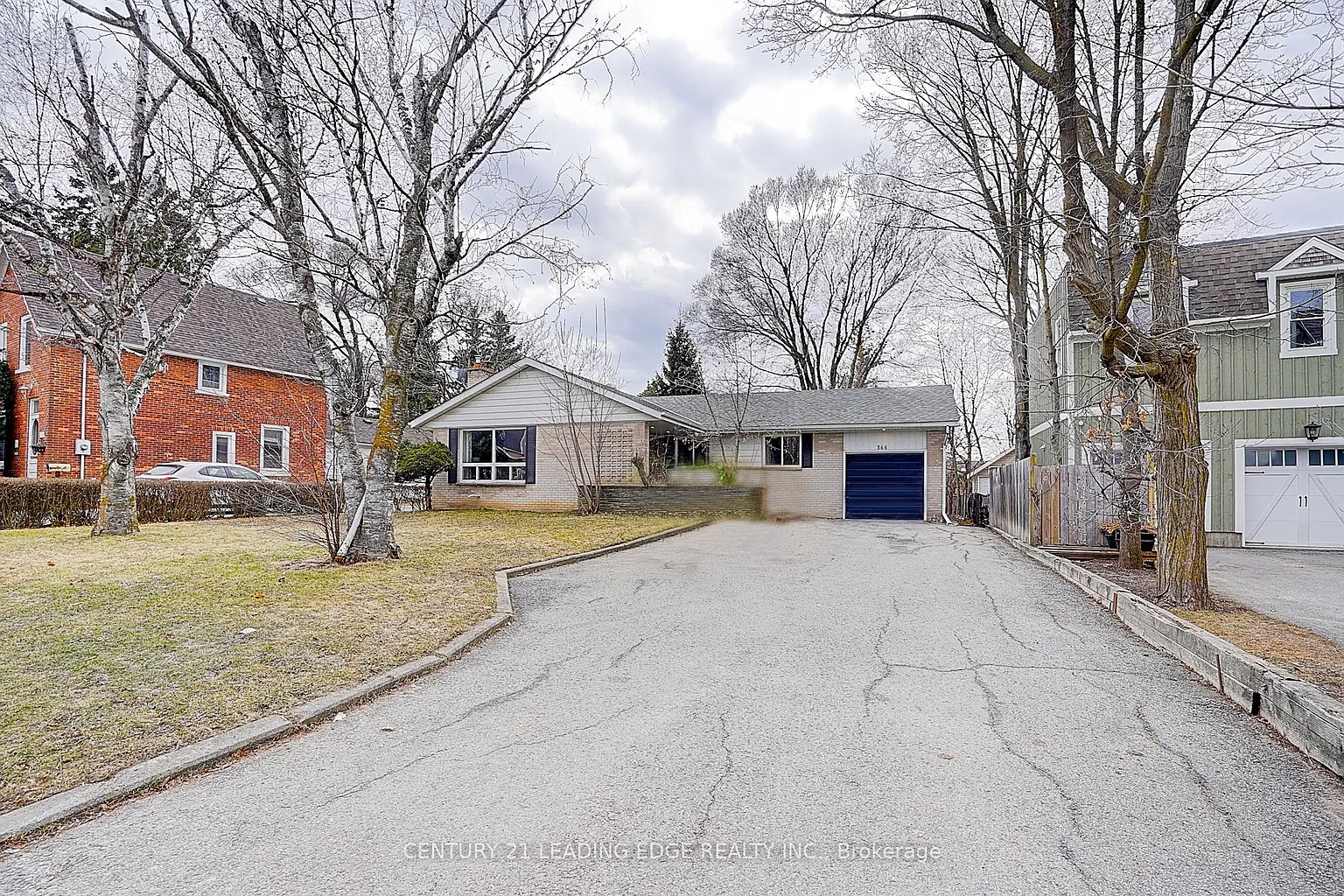 366 Main St N photo 1