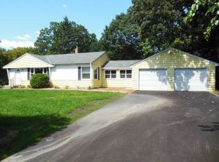 14612 Gleason Lake Dr, Plymouth, MN 55447
