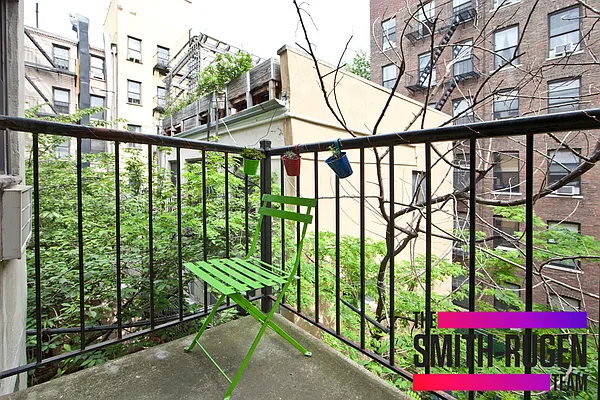 Rented by R New York | media 29