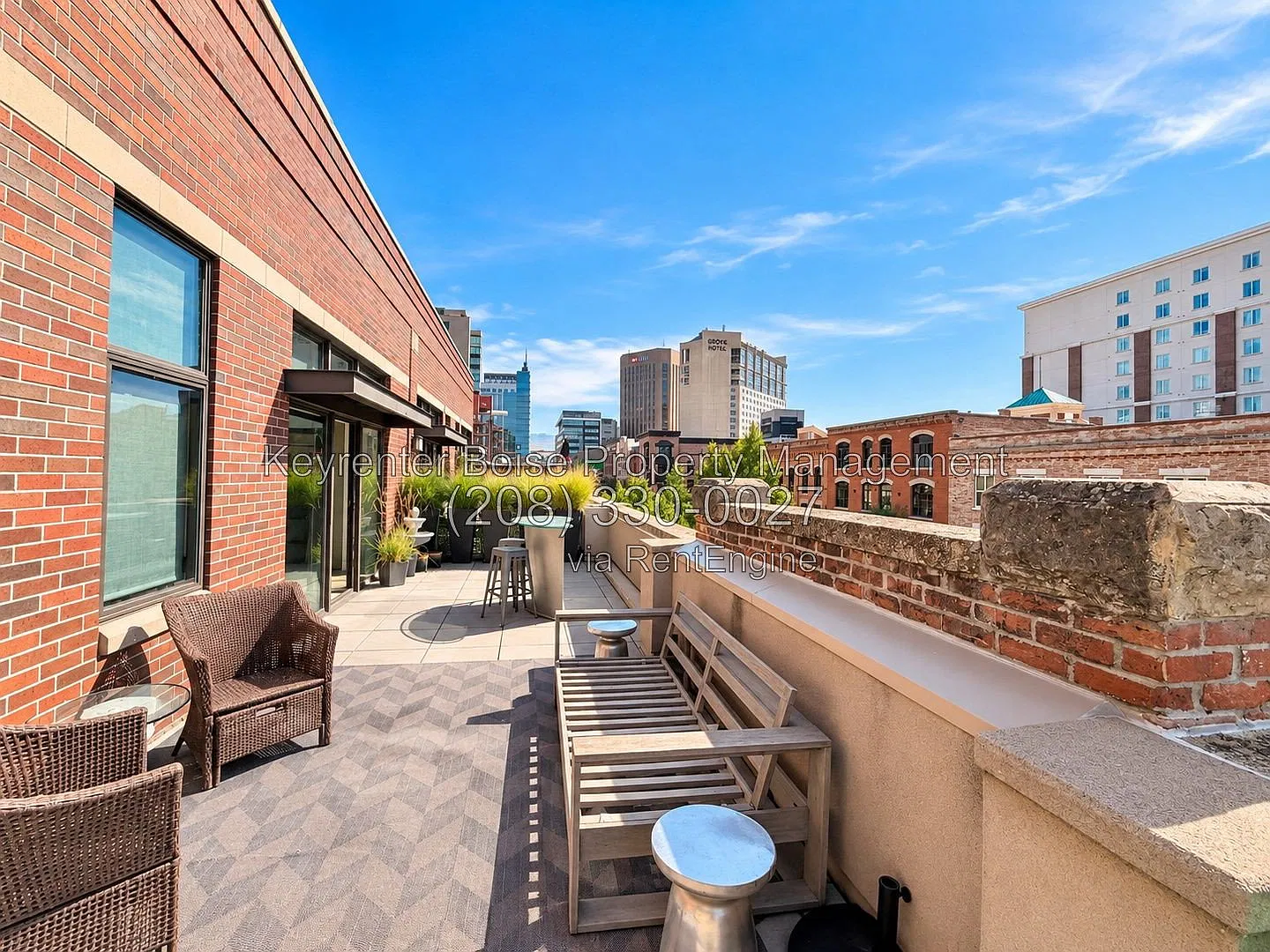 2 bed, 2.0 bath, 1350 sqft, $3,500 — Photo 3