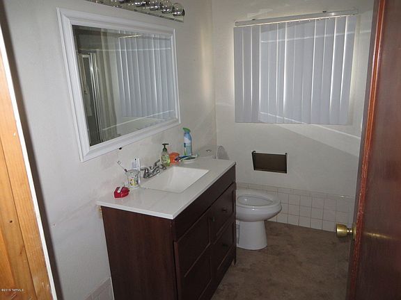 3rd image of 940-944 N Palo Verde Ave