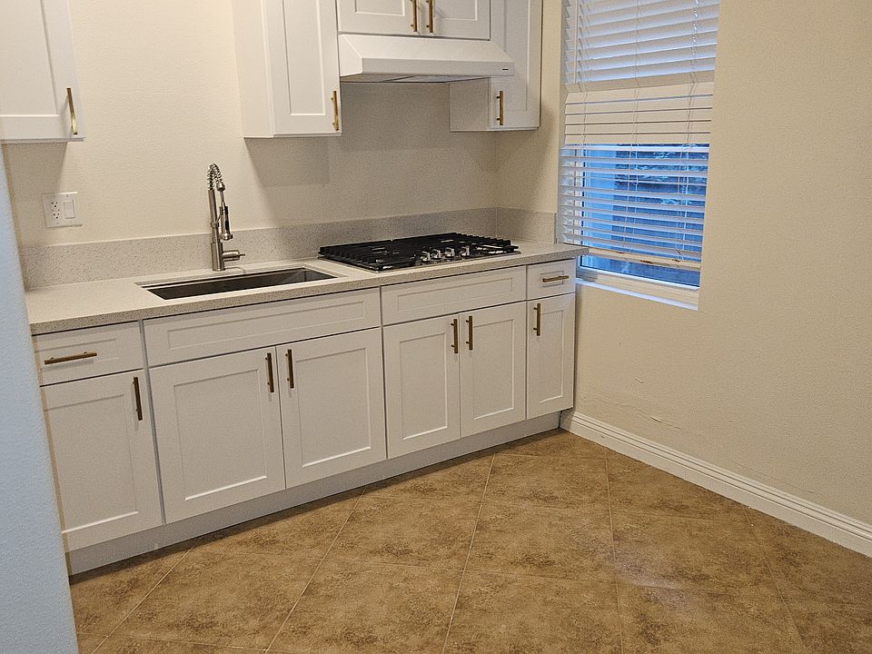 1st image of 17739 Grand Ave