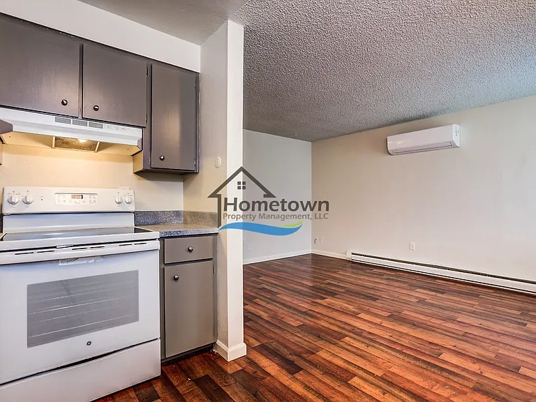 110 E Borah Ave — Photo 11