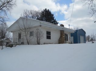 1491 Guernsey Rd, Lyons, MI 48851