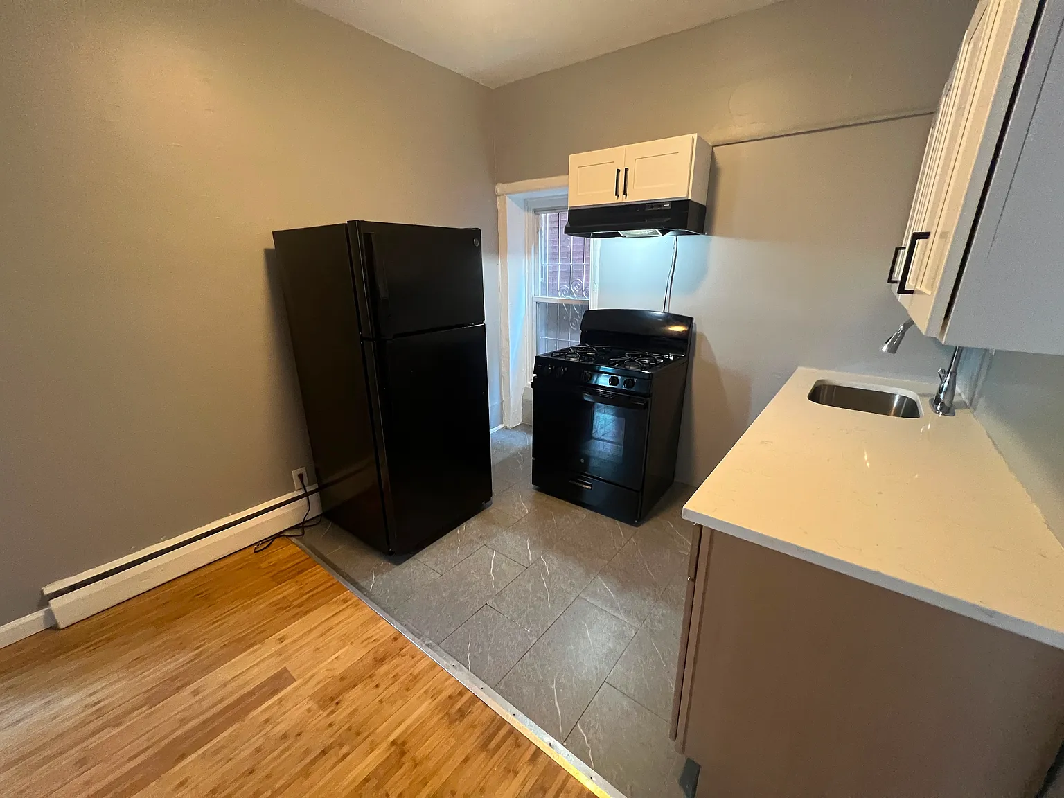 300 Watchung Ave — Photo 2
