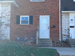 7132 NW Chapel Woods Ln, Kansas City, MO 64152