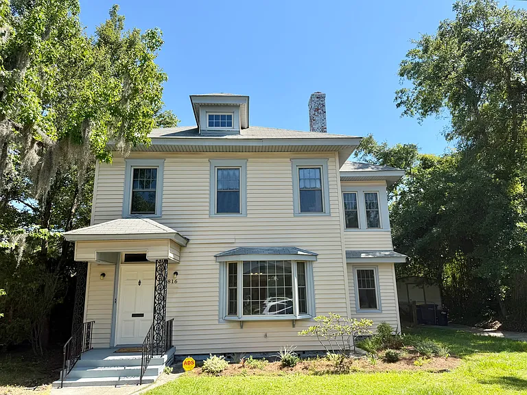 816 Maupas Ave — Photo 24