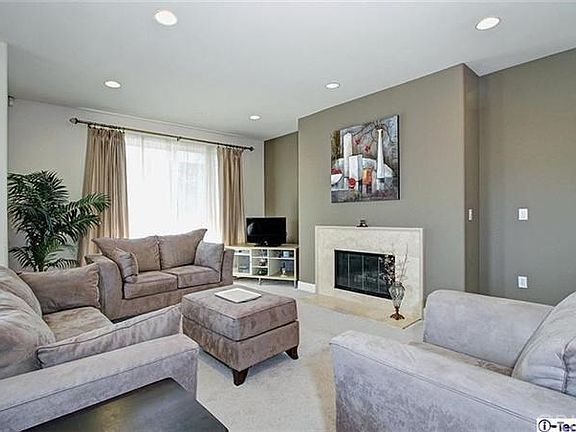 3rd image of 11115 W Acama St #Penthouse 4