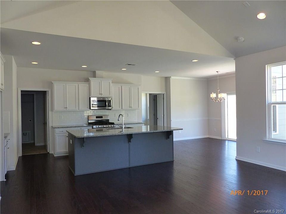 2nd image of 11139 Damson Plum Ln #5