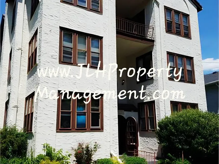 624 W Stephenson St #3 — Photo 1