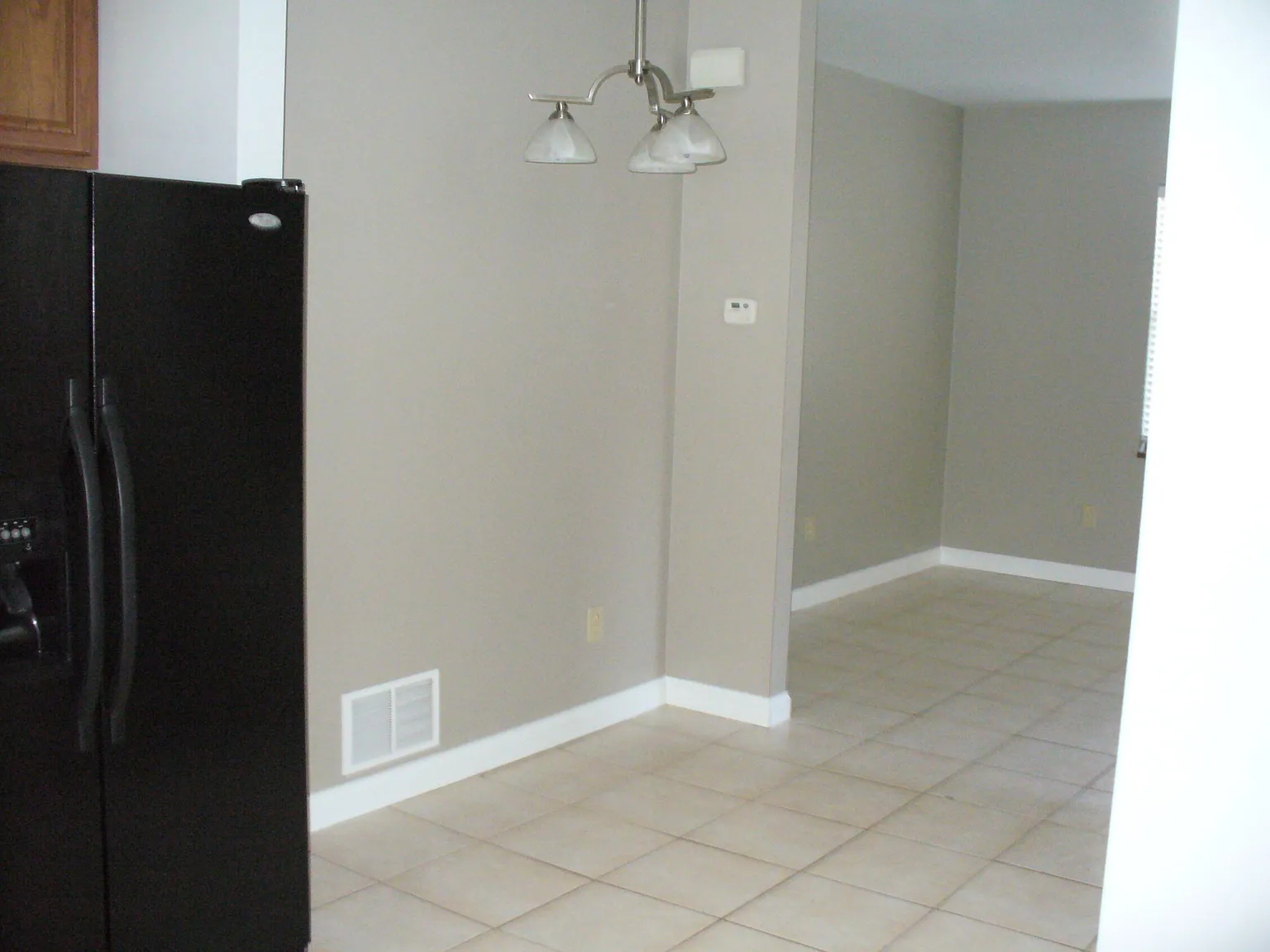 1 bed, 1.5 bath, 1500 sqft, $1,300 — Photo 4