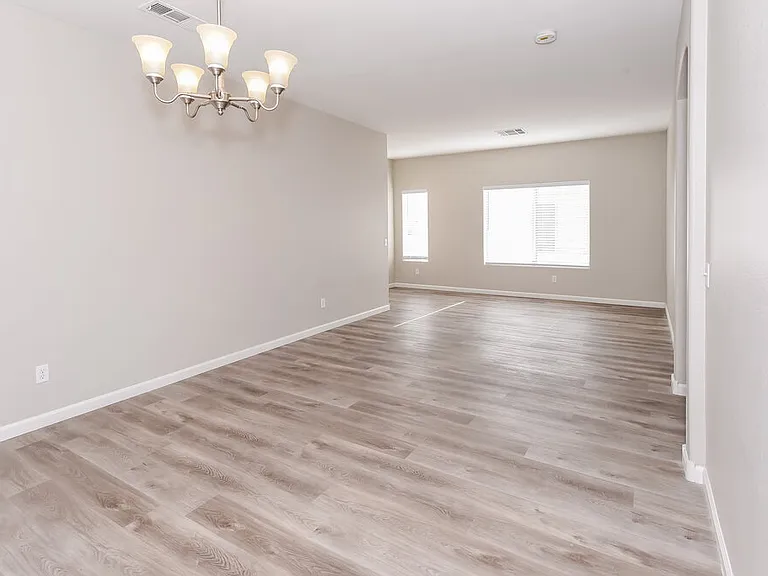 3413 Adventure Ct — Photo 5