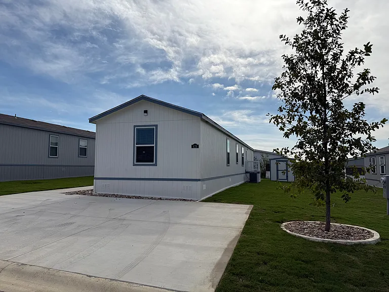 Woodlake Estates (TX) — Photo 25