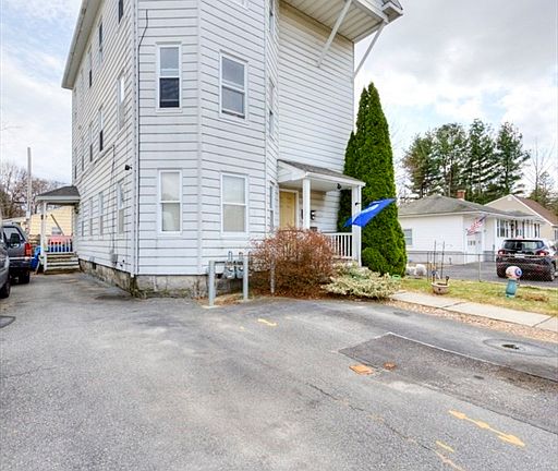 2nd image of 130 Kenberma Rd