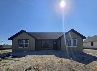 504 N 14th St, Gatesville, TX 76528