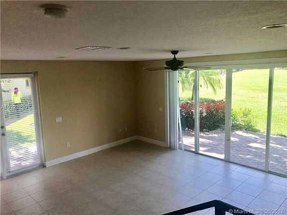 4th image of 4082 W Palm Aire Dr APT 3