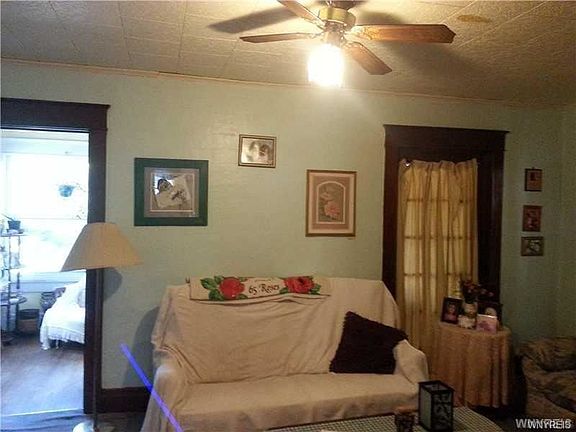 5th image of 311 Spruce Ave