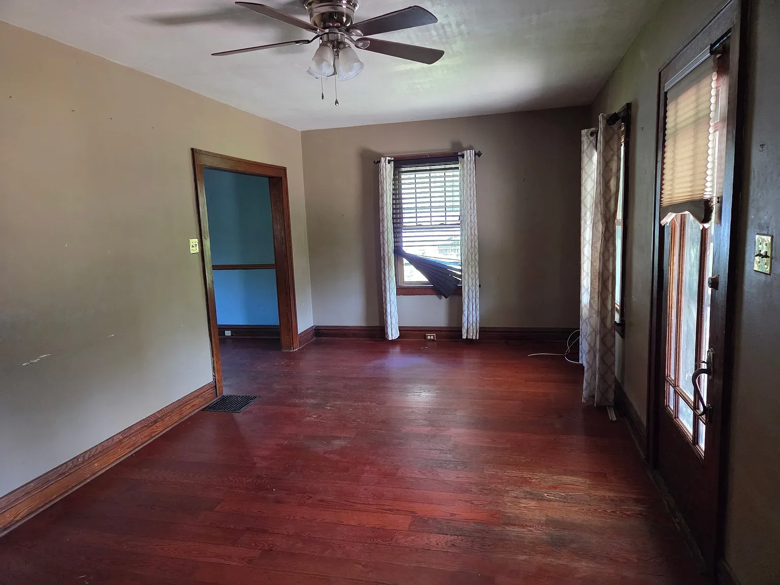 3 bed, 1500 sqft, $1,500 — Photo 4