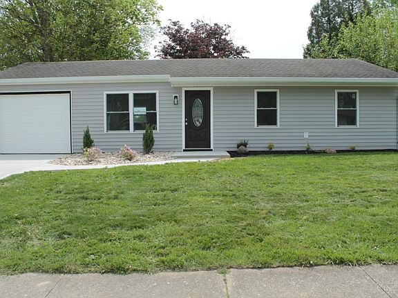 3rd image of 465 Glenrose Ln