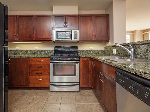 4th image of 530 K St Unit 402