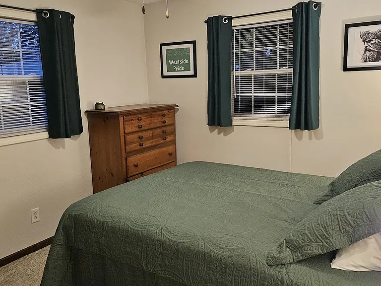 2406 Roxbury Rd — Photo 17