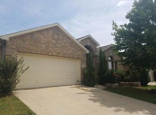1112 Sunderland Ln, Fort Worth, TX 76134