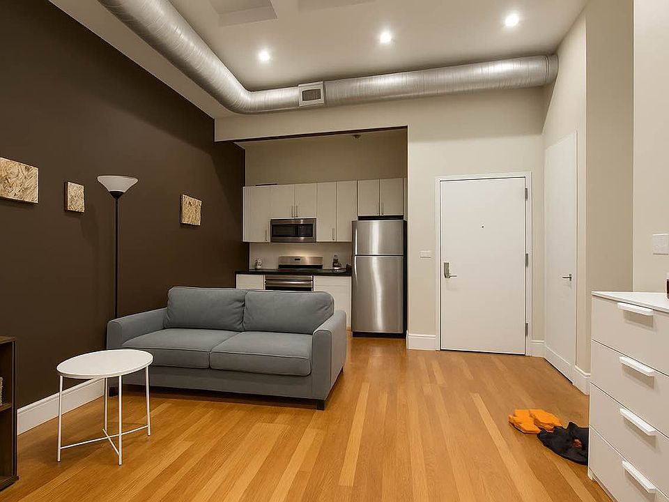 1st image of 146 Evergreen Ave APT 3F