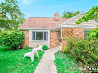 1555 Gladstone Dr SE, Grand Rapids, MI