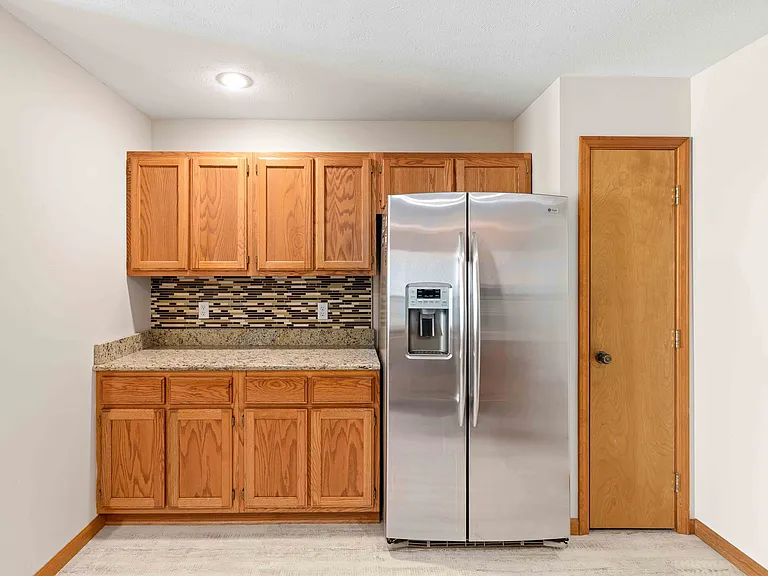 3442 Berkdale Dr — Photo 2