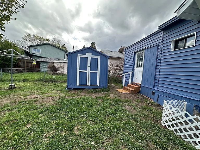 1670 Portland St — Photo 5