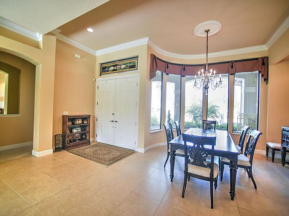 4th image of 10 Double Palm Way