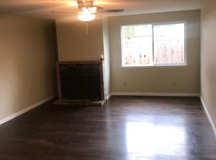 10704 NE Shaver St, Portland, OR 97220