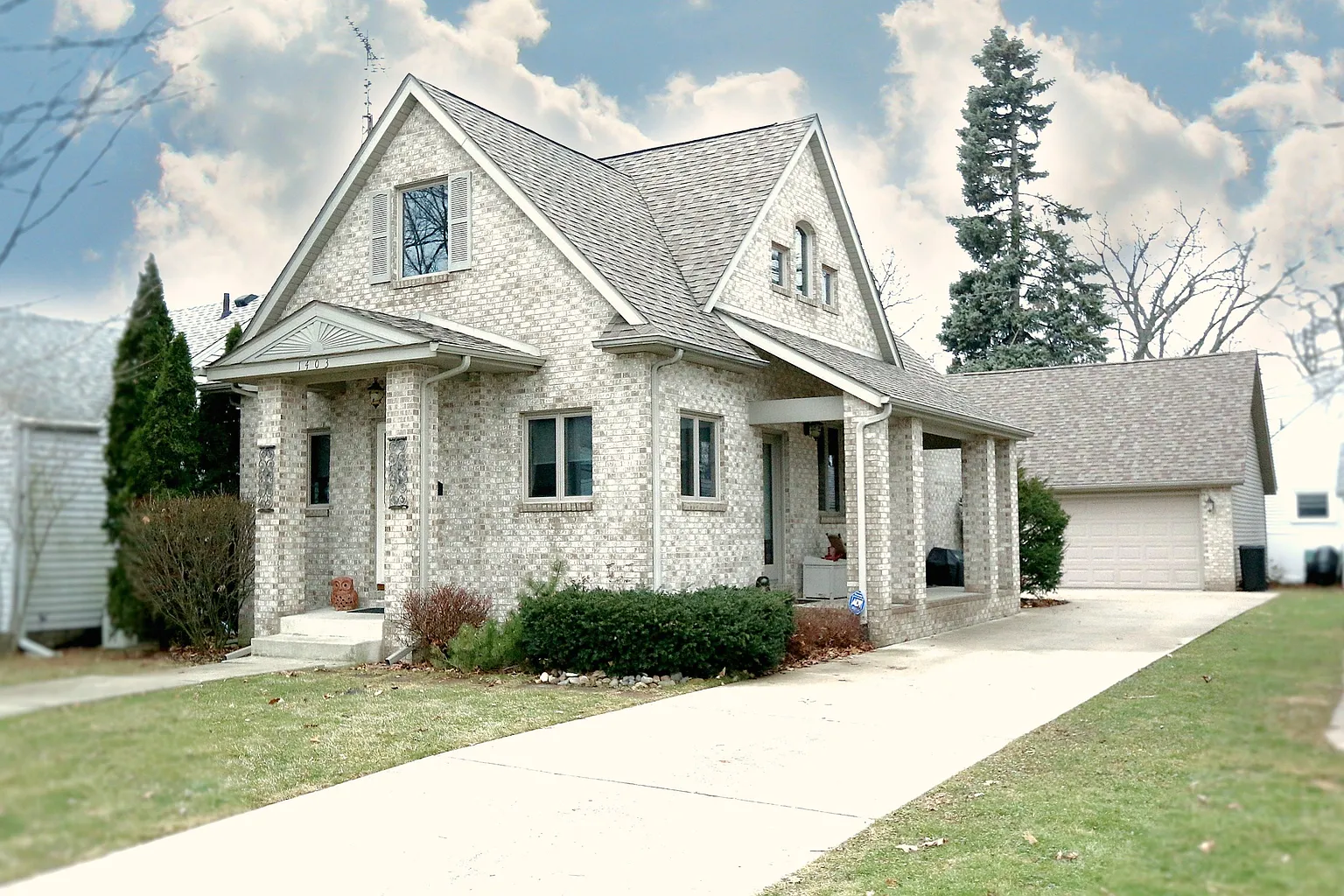 1403 Illinois Ave photo 1