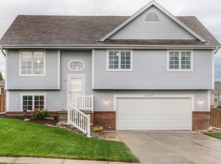 12423 S 218th Ave, Gretna, NE 68028